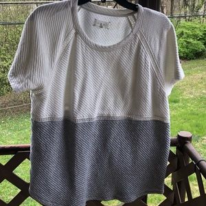Heavy weight Tee with cute cut out detail